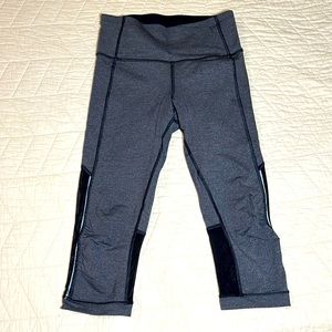 Heather Gray 3/4 Running Leggings